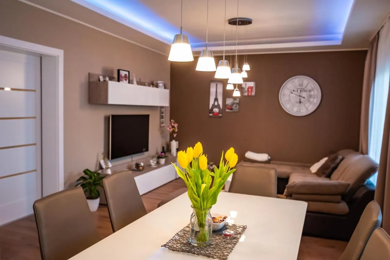 Apartment Leon Biograd Na Moru