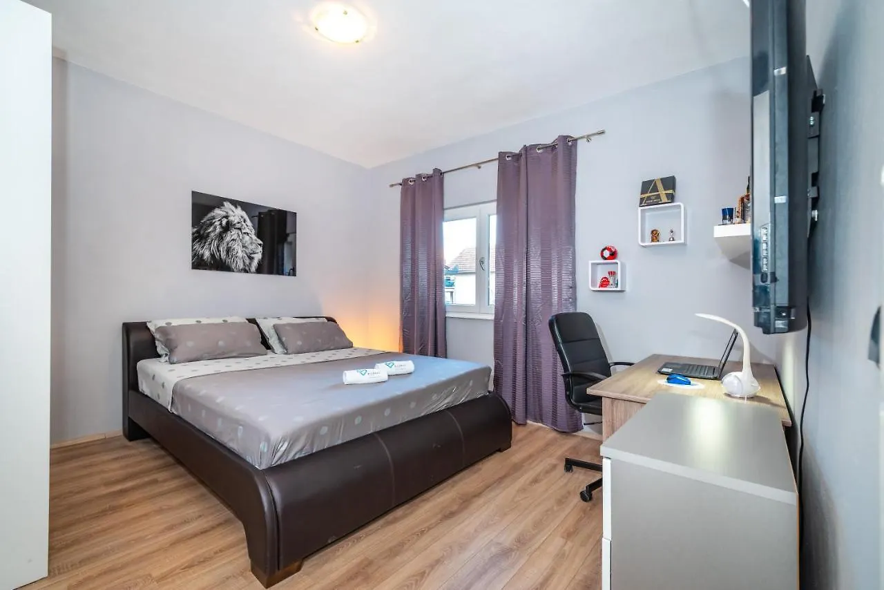 Apartment Leon Biograd Na Moru 0*,  Croatia