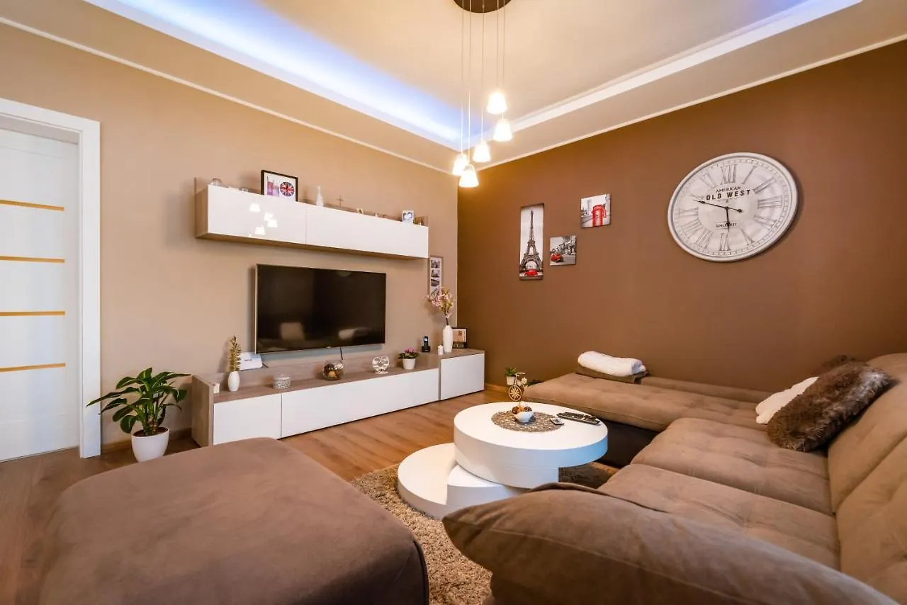 Apartment Leon Biograd Na Moru
