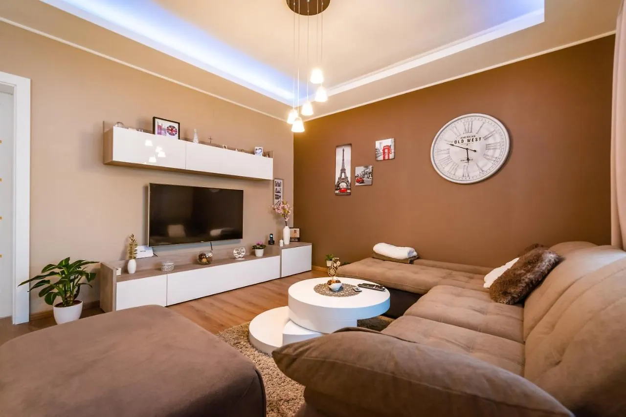 Apartment Leon Biograd Na Moru