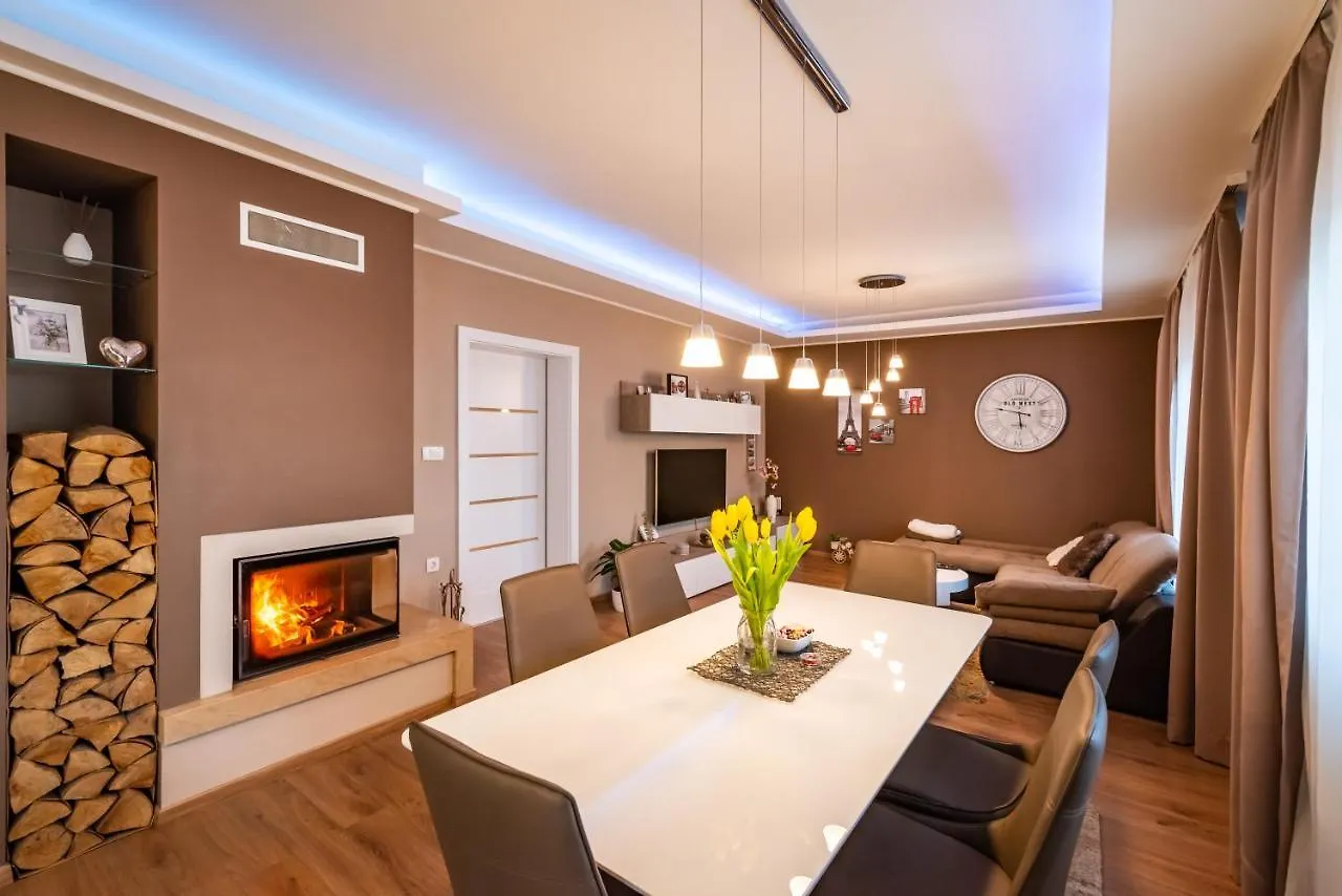 Apartment Leon Biograd Na Moru