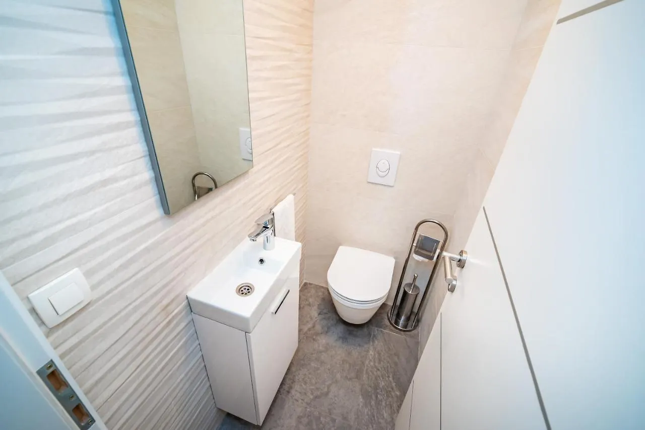 Apartment Leon Biograd Na Moru