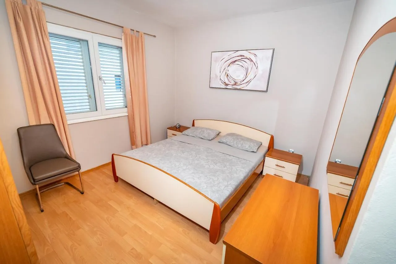 Apartment Leon Biograd Na Moru Croatia
