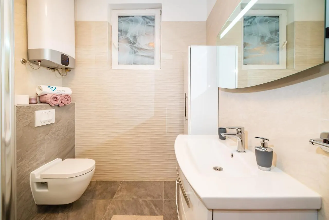 Apartment Leon Biograd Na Moru 0*,  Croatia